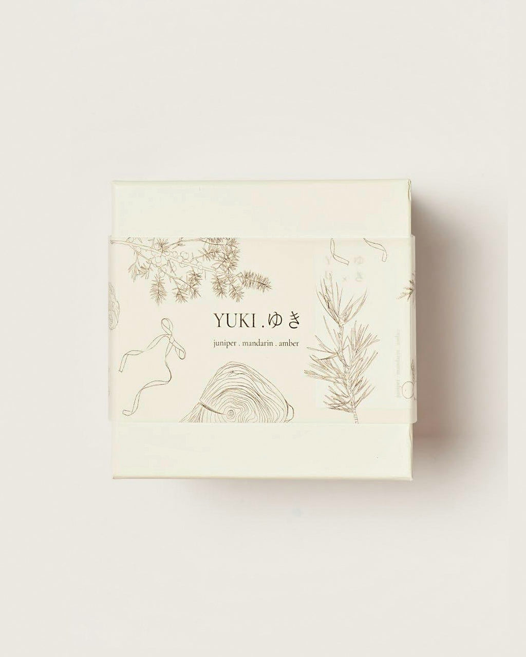 YUKI candle gift box – Juniper, Mandarin, Amber