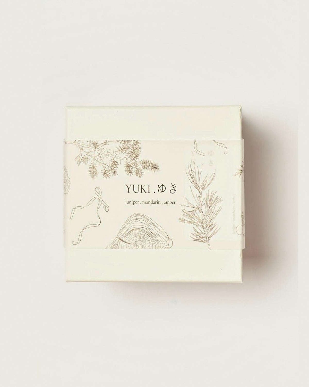 YUKI candle gift box – Juniper, Mandarin, Amber
